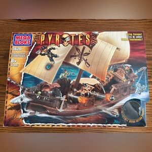 Vintage Mega Bloks Pyrates 3620 Captain Cutluss’ Storm Stalker Set Retro